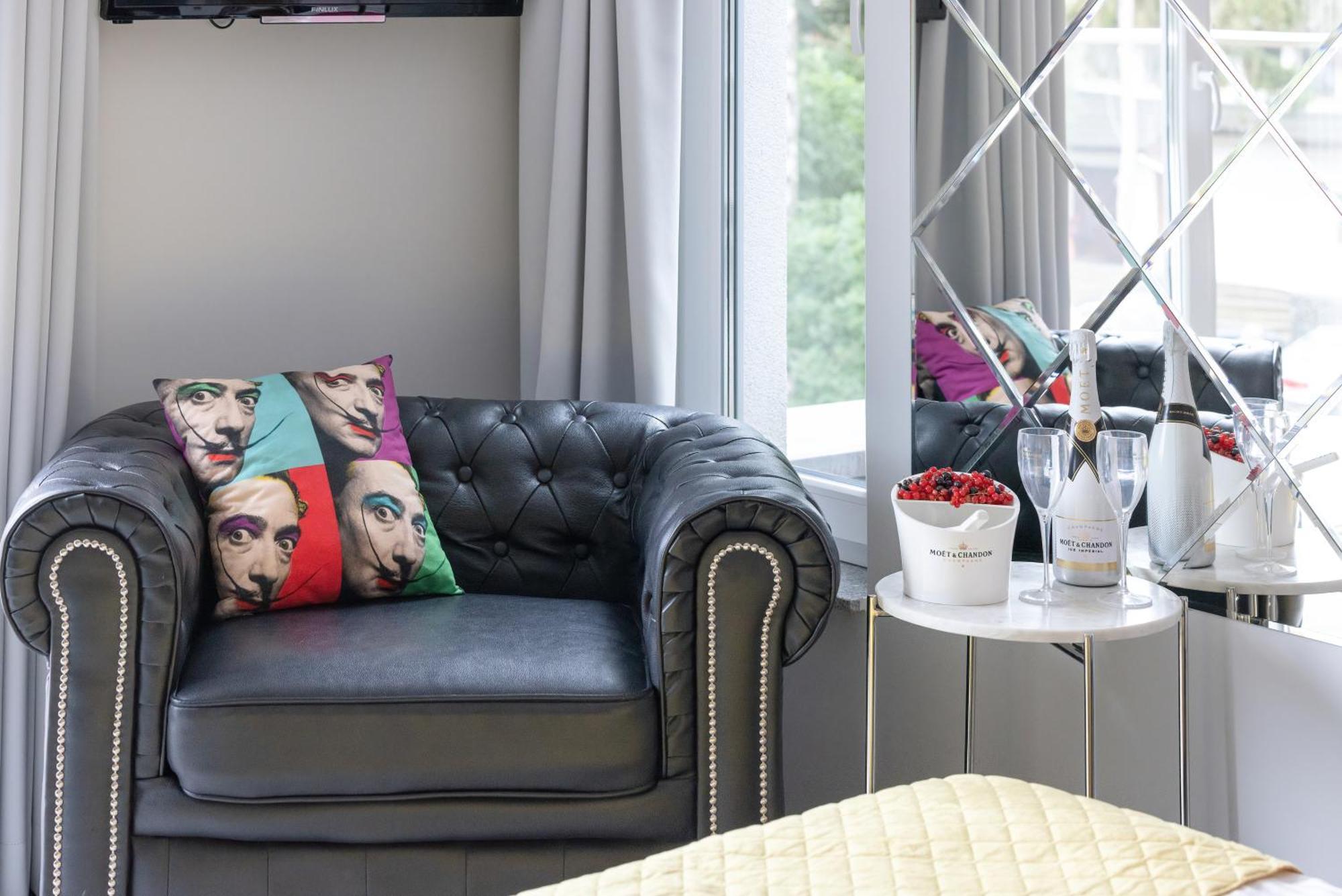 Majestique Otel Pobierowo Dış mekan fotoğraf