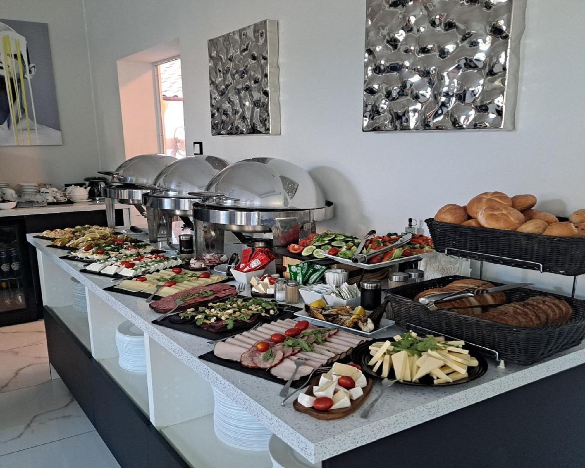 Majestique Otel Pobierowo Dış mekan fotoğraf